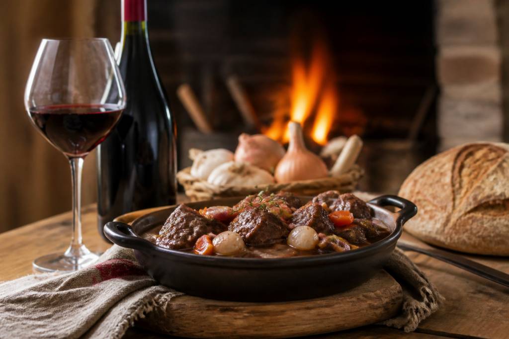 Cuisine bourguignonne : plats traditionnels, recettes et accords mets-vins Cuisine bourguignonne : plats traditionnels, recettes et accords mets-vins